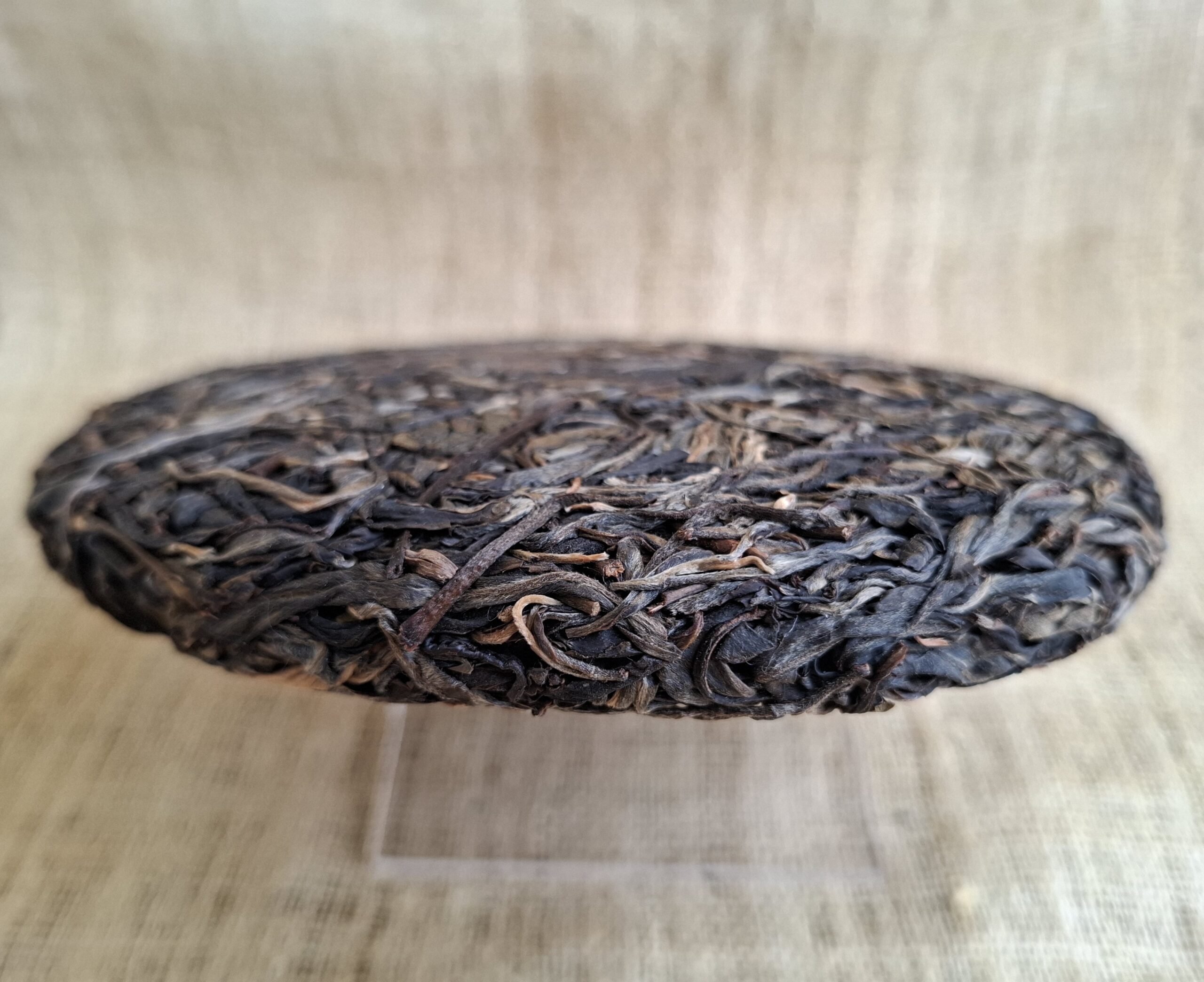 You Le Shan Spring 2022, Tall Tree 'Gao Gan' Forest Tea Tree Raw 200g Cake - Image 7